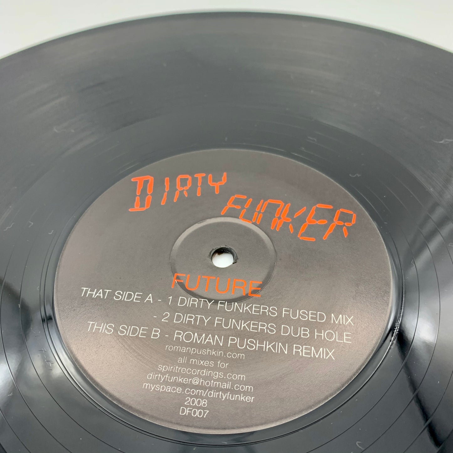BANKSY - Dirty Funker - Future Radar Rat Vinyl Record (500 Edition, White Cover, Framed), 2008